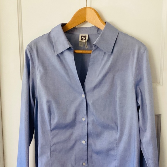 Anne Klein Non-Iron Fitted Button Up Womens L Blue V-neck Collared Blouse Office - Picture 3 of 13
